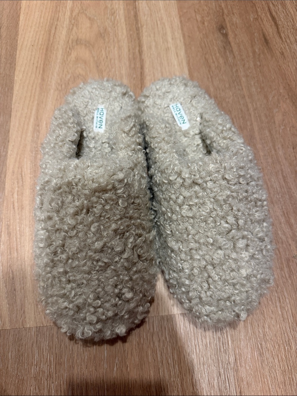 Hoven Plush Loop Knit Women's Slippers in Taupe
